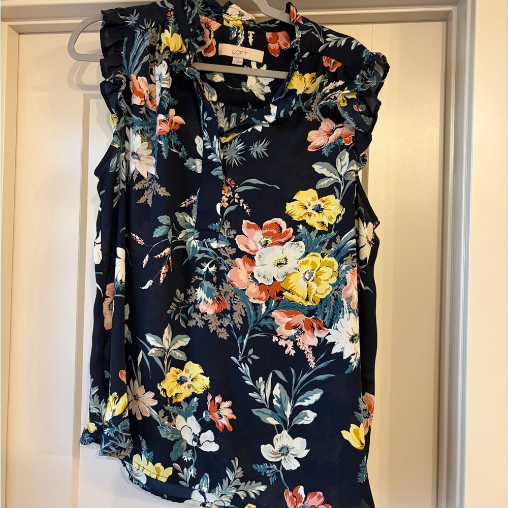 Loft L navy ruffle sleeve blouse